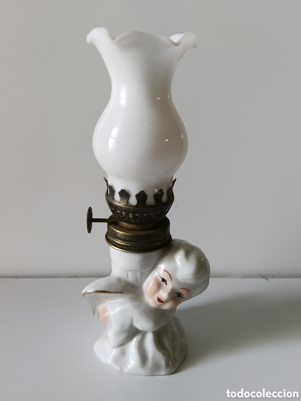 Vintage: Quinqu&eacute; de miniatura o de sobremesa.