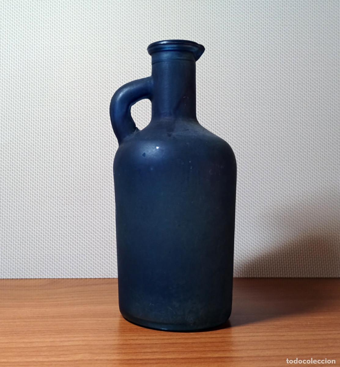 Vintage: Jarra licorera de cristal esmerilado azul - 16 cm - A&ntilde;os 70/80