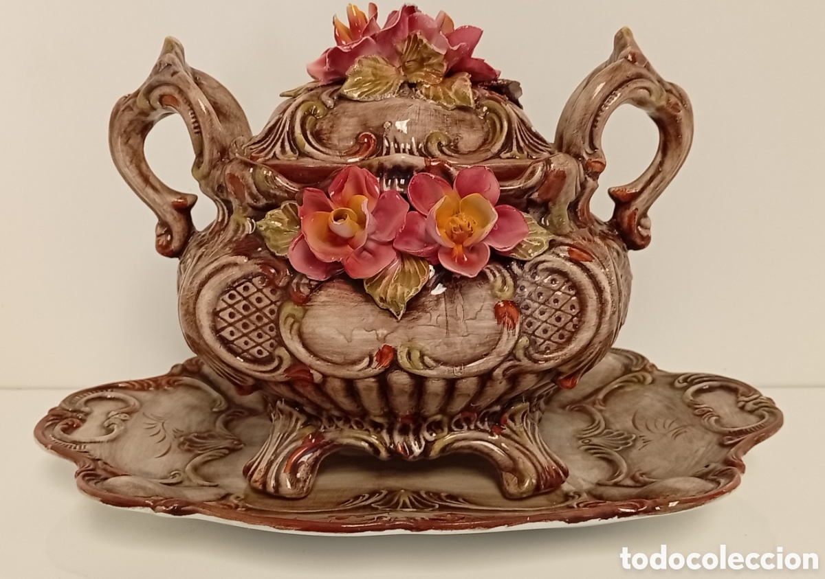 Vintage: SOPERA ANTIGUA DE PORCELANA CAPODIMONTE ITALIANA