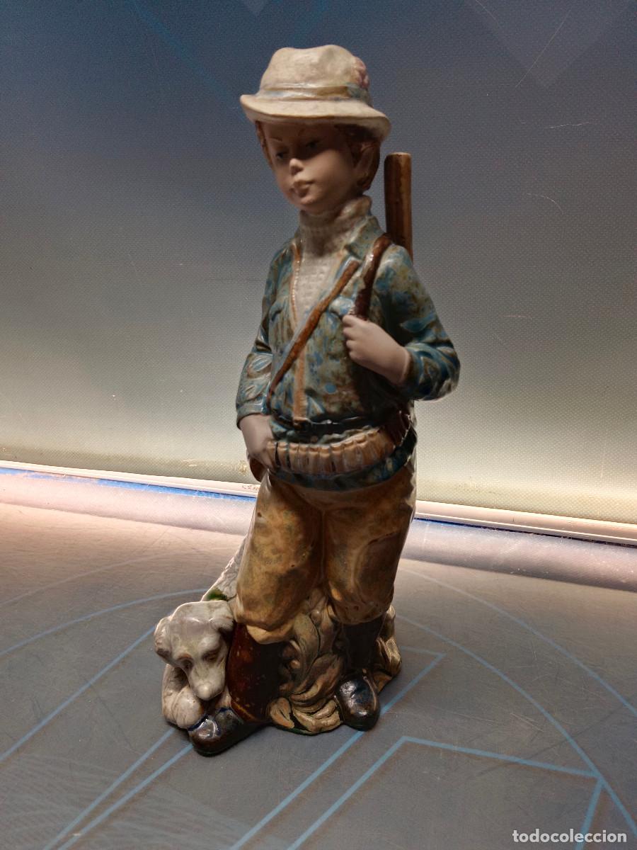 Vintage: figura ceramica levantina cazador con perro 23 cm