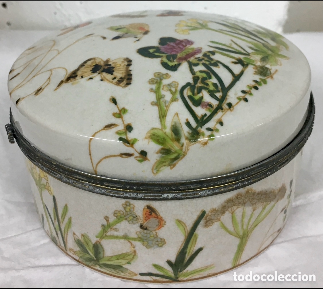 Vintage: Caja redonda. Cer&aacute;mica Better & Best.