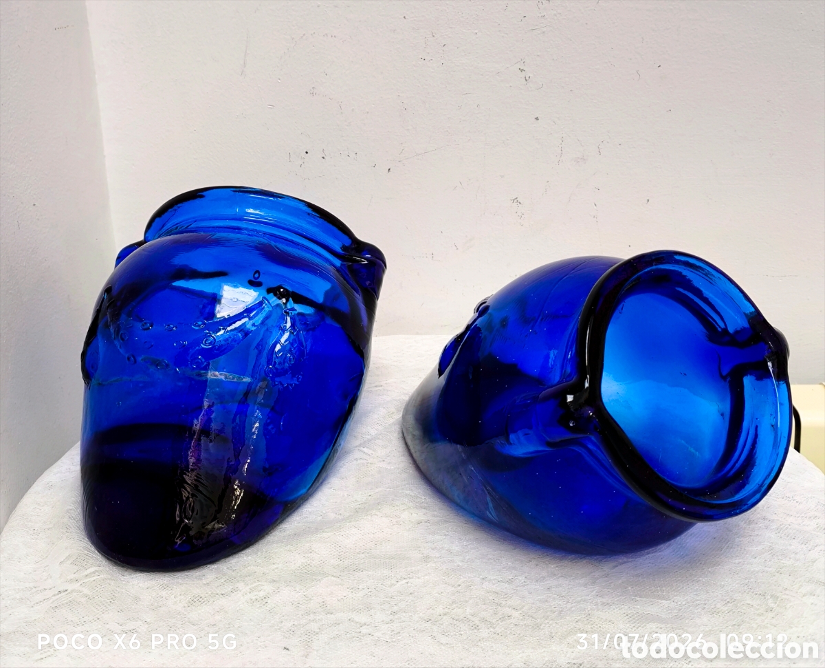 Vintage: Pareja de B&uacute;caros / Floreros de Cristal Soplado Azul Cobalto Vintage