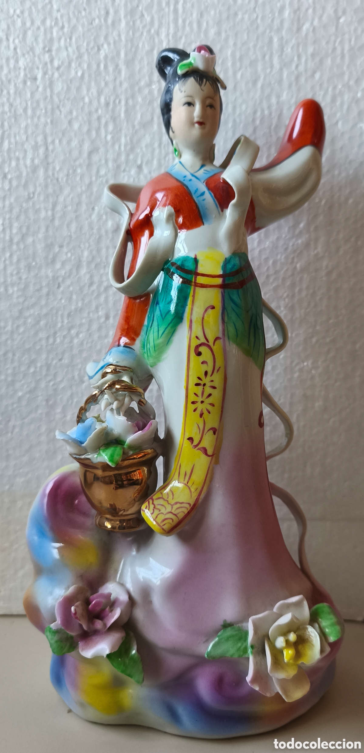 Vintage: FIGURA GEISHA PORCELANA PINTADA A MANO.