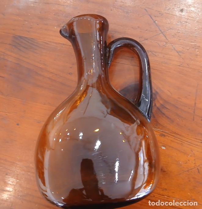Vintage: Preciosa jarra antigua de cristal soplado