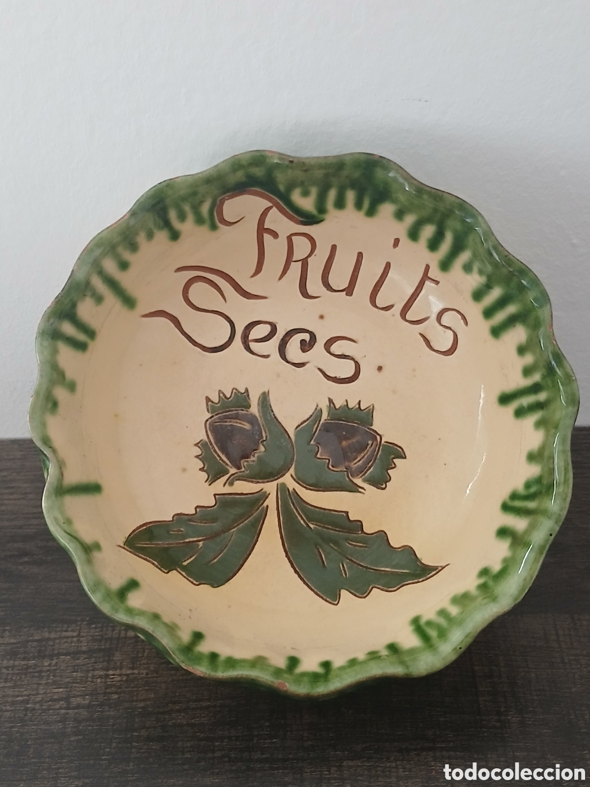 Vintage: Antiguo / plato de cer&aacute;mica popular catalana, &rdquo;Fruits Secs&rdquo;