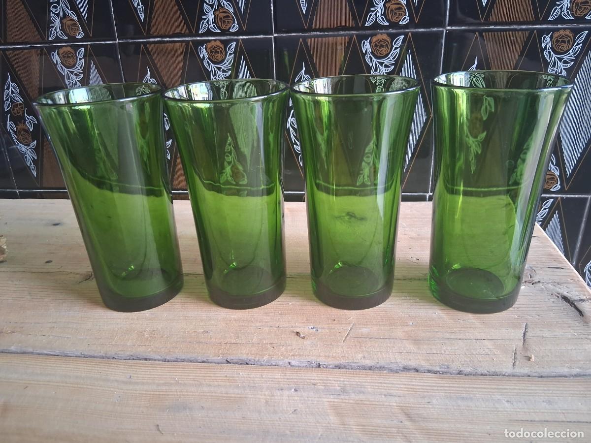 Vintage: 4 vasos de color verde marca Duralex cristal grueso