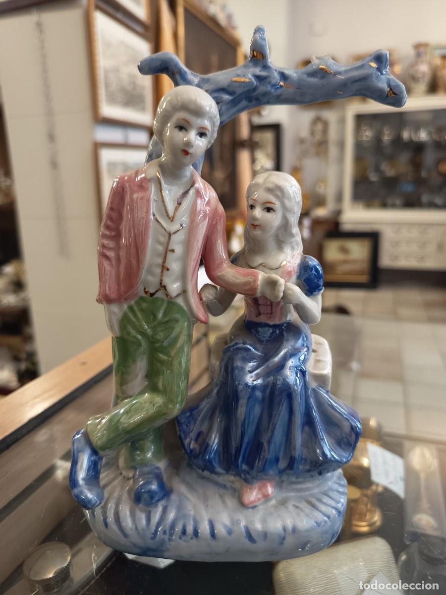 Vintage: Figura porcelana Pareja Rom&aacute;ntica