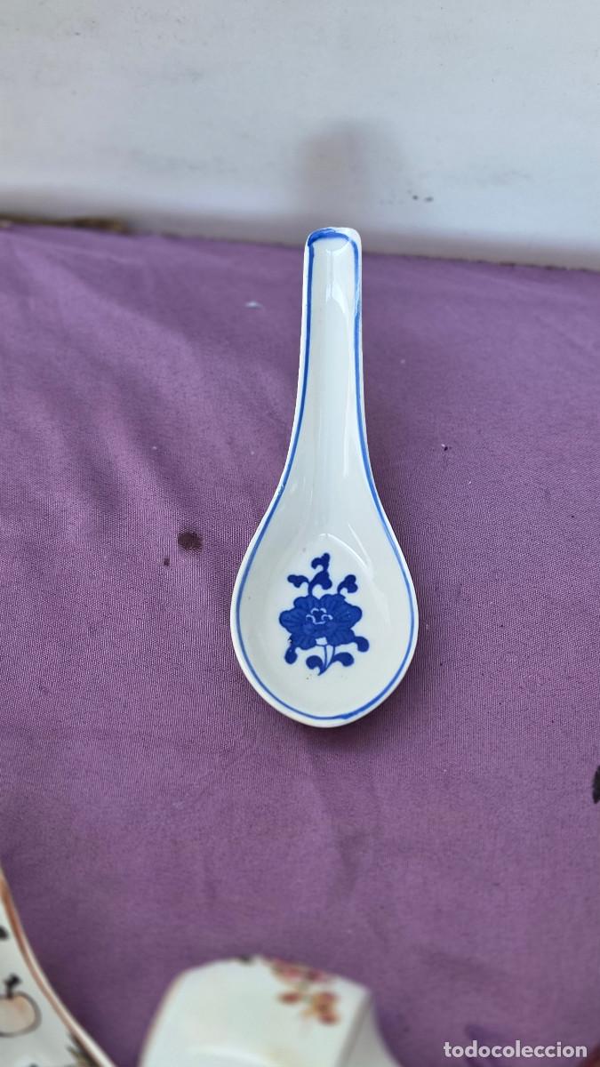 Vintage: cucharilla de porcelana oriental