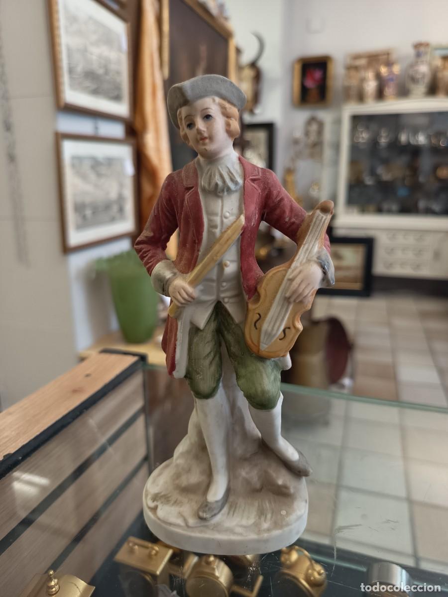 Vintage: Figura Violinista de porcelana
