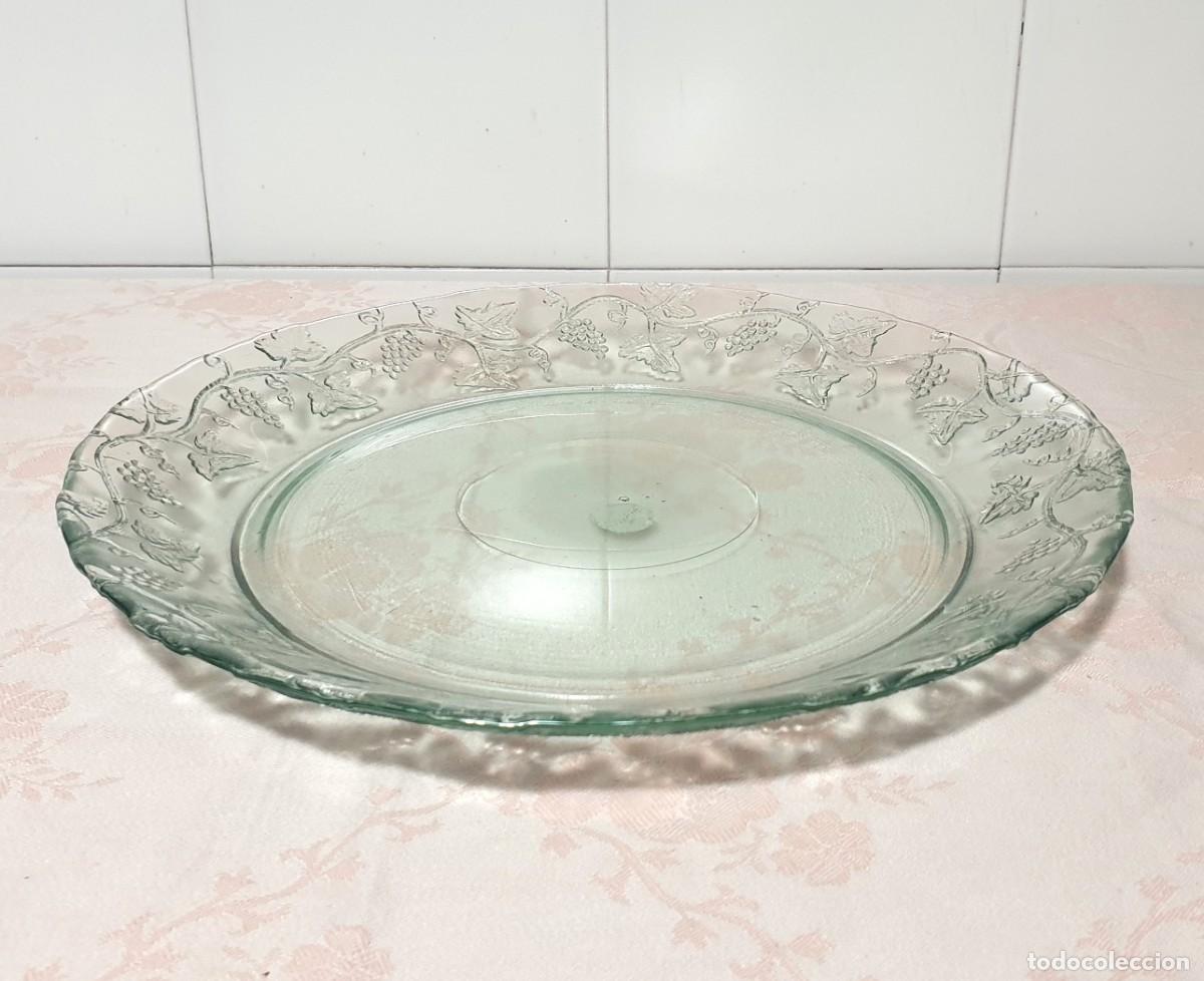 Vintage: Fuente redonda vintage de cristal decorado, 32 cm