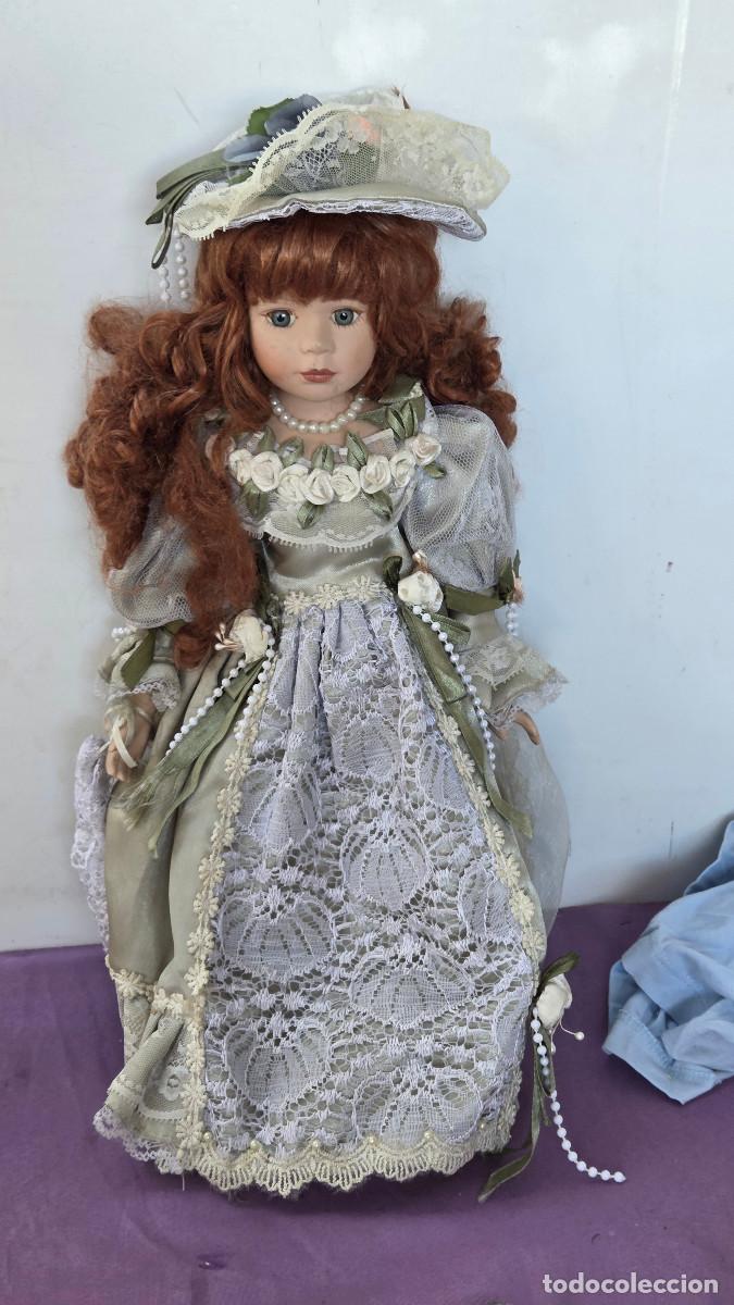 Vintage: mu&ntilde;eca de porcelana firmada