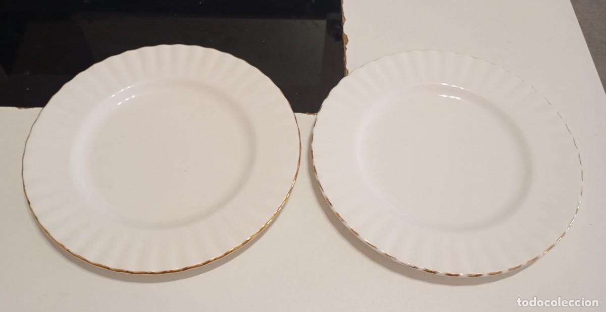 Vintage: BONITO JUEGO DE 2 PLATOS DE PORCELANA FINA, ROYAL ALBERT,PATR&Oacute;N VAL D'OR, VINTAGE DE LOS A&Ntilde;OS 60-70