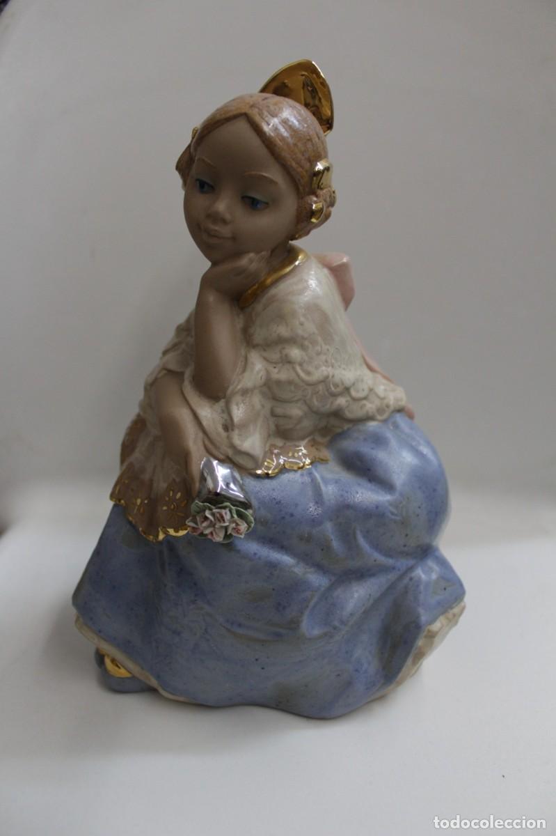 Vintage: Figura porcelana fallera vestido azul Nadal