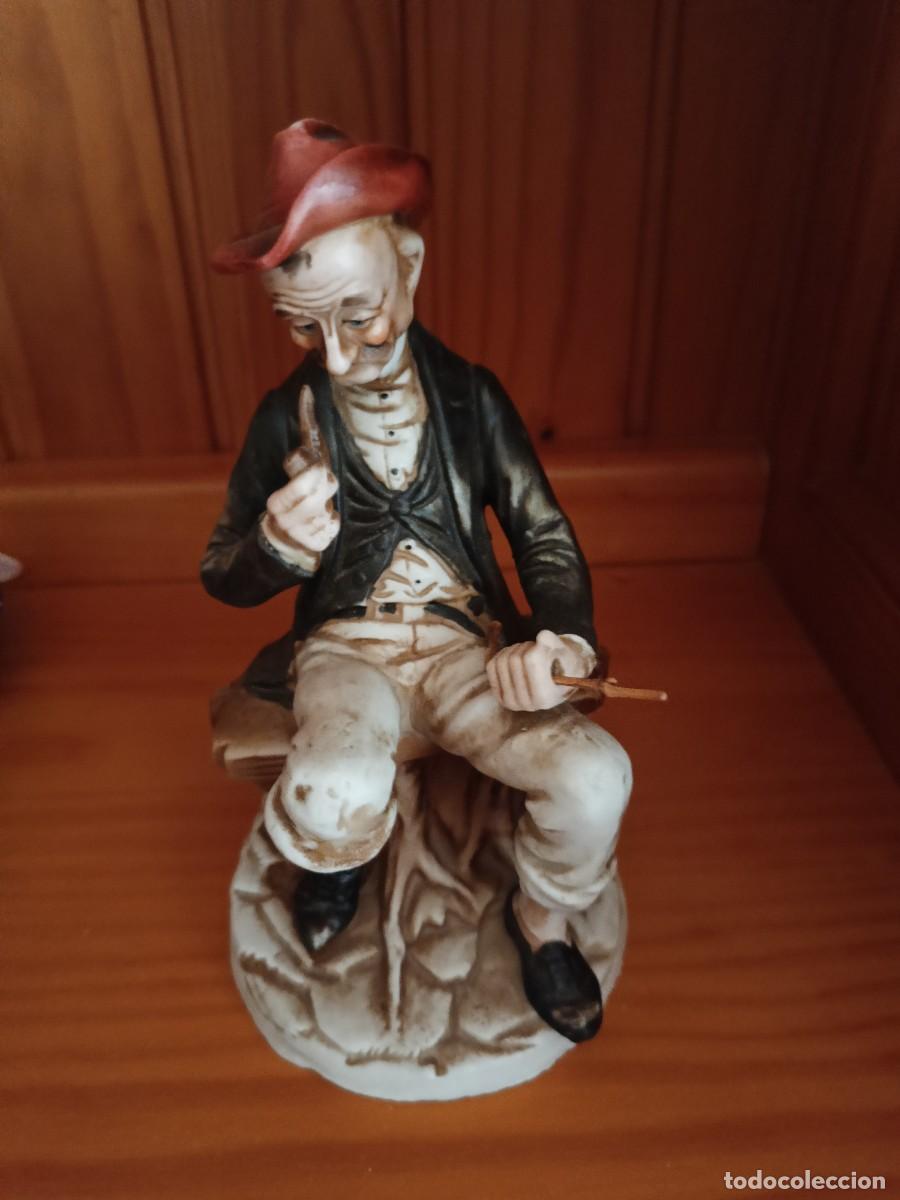 Vintage: Figura Anciano fumando a&ntilde;os 60
