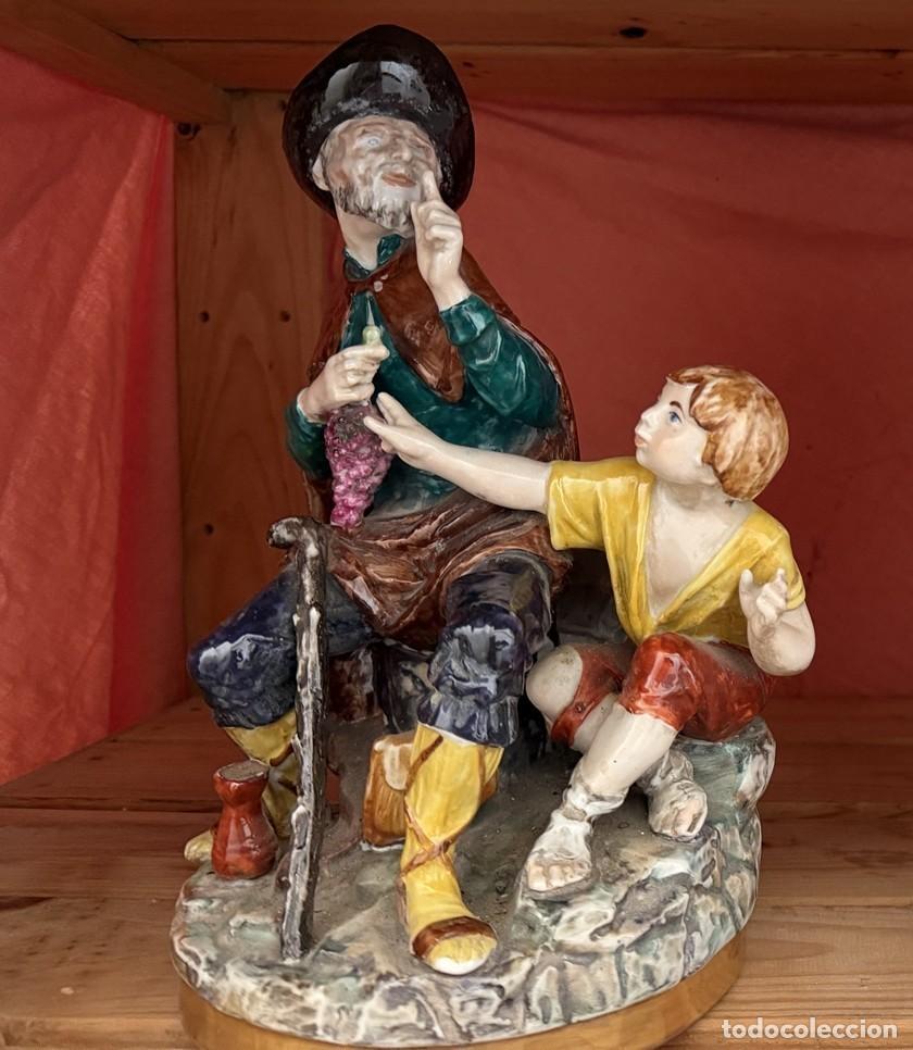 Vintage: Figura porcelana Hispania CH Manises &ndash; Anciano y ni&ntilde;o con uvas &ndash; ca. 1950&ndash;1970