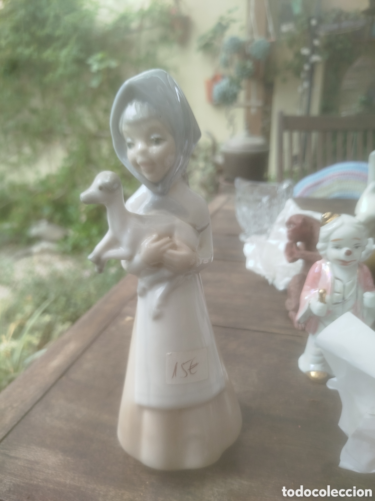 Vintage: Antigua Figura de Porcelana Mate: Ni&ntilde;a Pastora con Cordero / Cabritilla&rdquo;