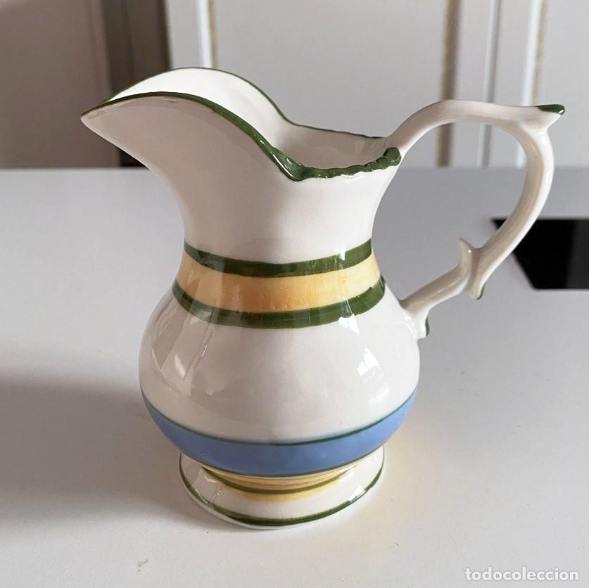 Vintage: ANTIGUA JARRITA DE LOZA ESMALTADA - BANDAS DE COLOR PINTADAS A MANO - 11,5 CM
