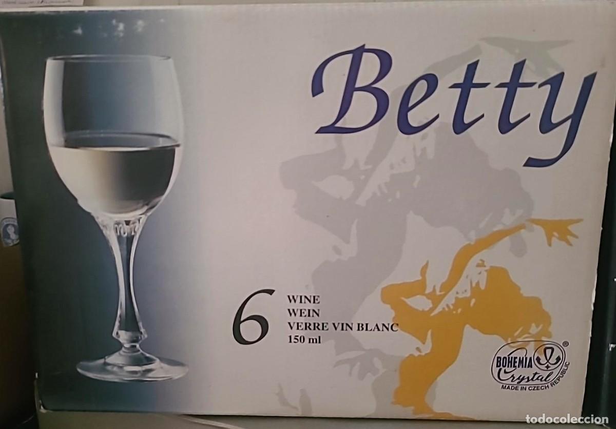 Vintage: 12 COPAS BOHEMIA CRYSTAL BETTY NUEVAS &ndash; 6 VINO TINTO + 6 VINO BLANCO &ndash; CAJAS ORIGINALES