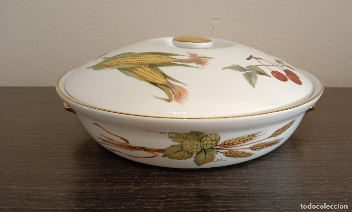 Vintage: BONITA CAZUELA CON TAPA Y ASAS DE PORCELANA FINA DE ROYAL WORCESTER, PATR&Oacute;N EVESHAM GOLD, VINTAGE