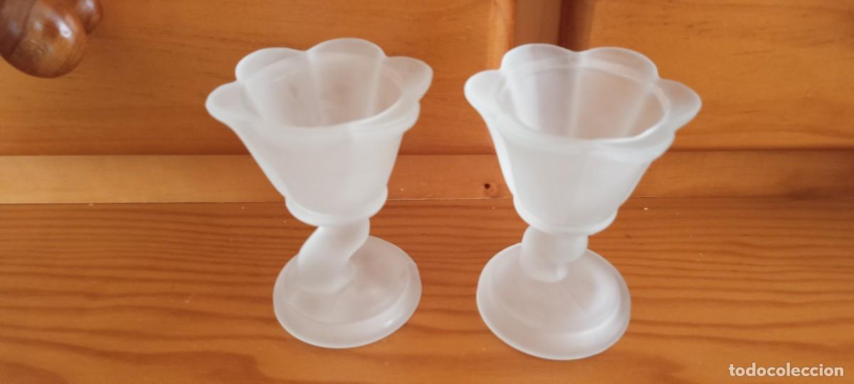 Vintage: 2 copas. Porta velas cristal opalino