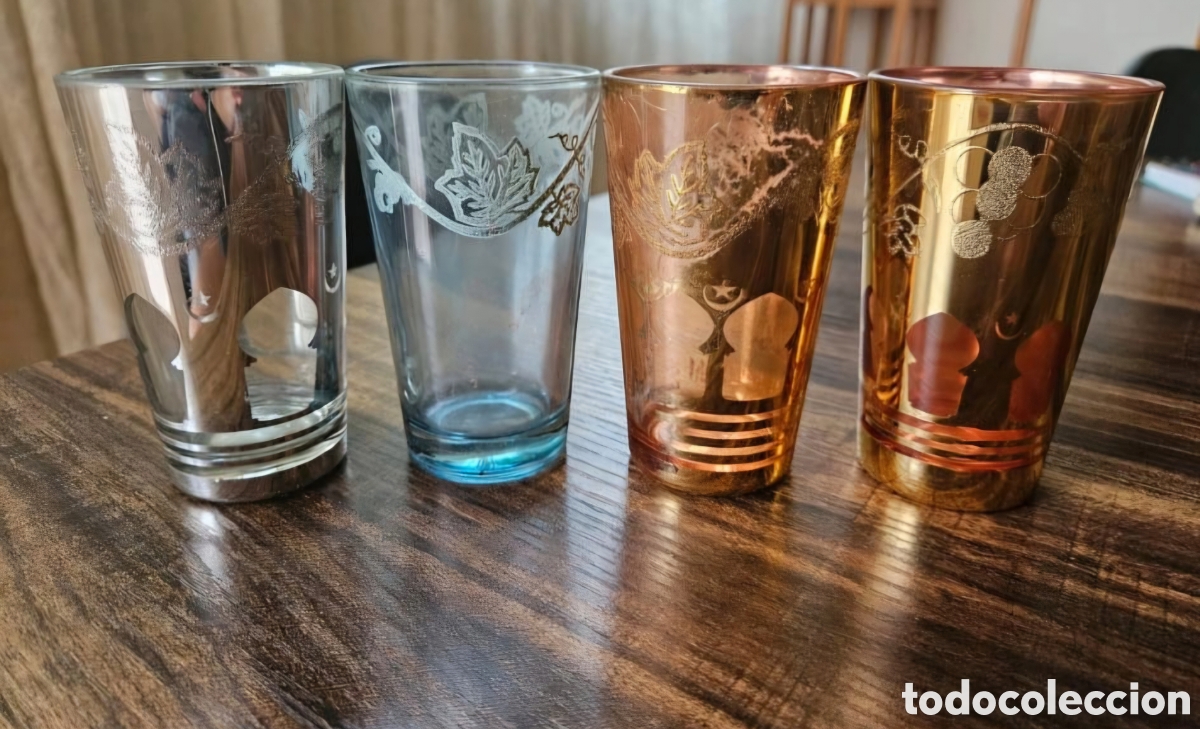 Vintage: Set 4 Vasos de T&eacute; Marroqu&iacute;es Artesanales &ndash; Cristal Grabado y Tonos Metalizados