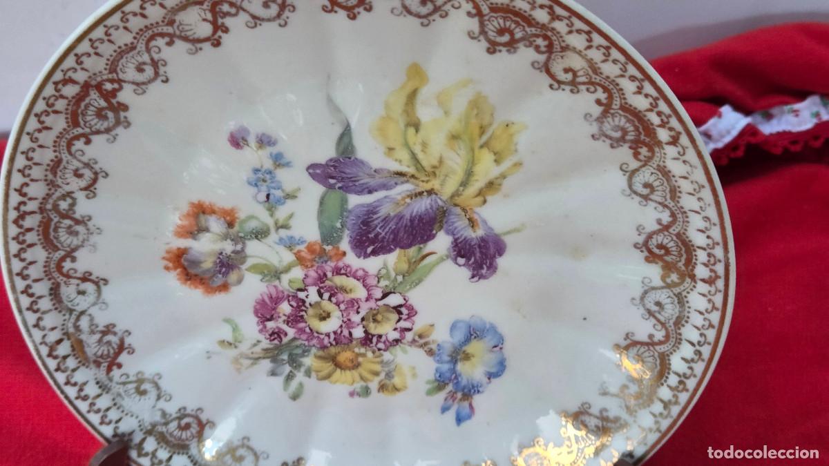 Vintage: plato de porcelana peque&ntilde;o