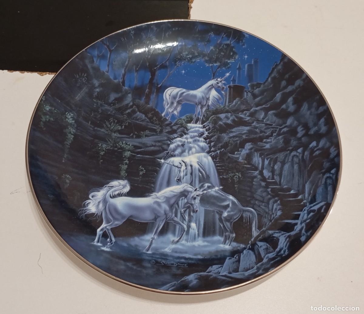 Vintage: BONITO PLATO DECORATIVO DE PORCELANA FINA PRODUCIDO POR FRANKLIN MINT EN COLABORACI&Oacute;N CON ROYAL DOUL