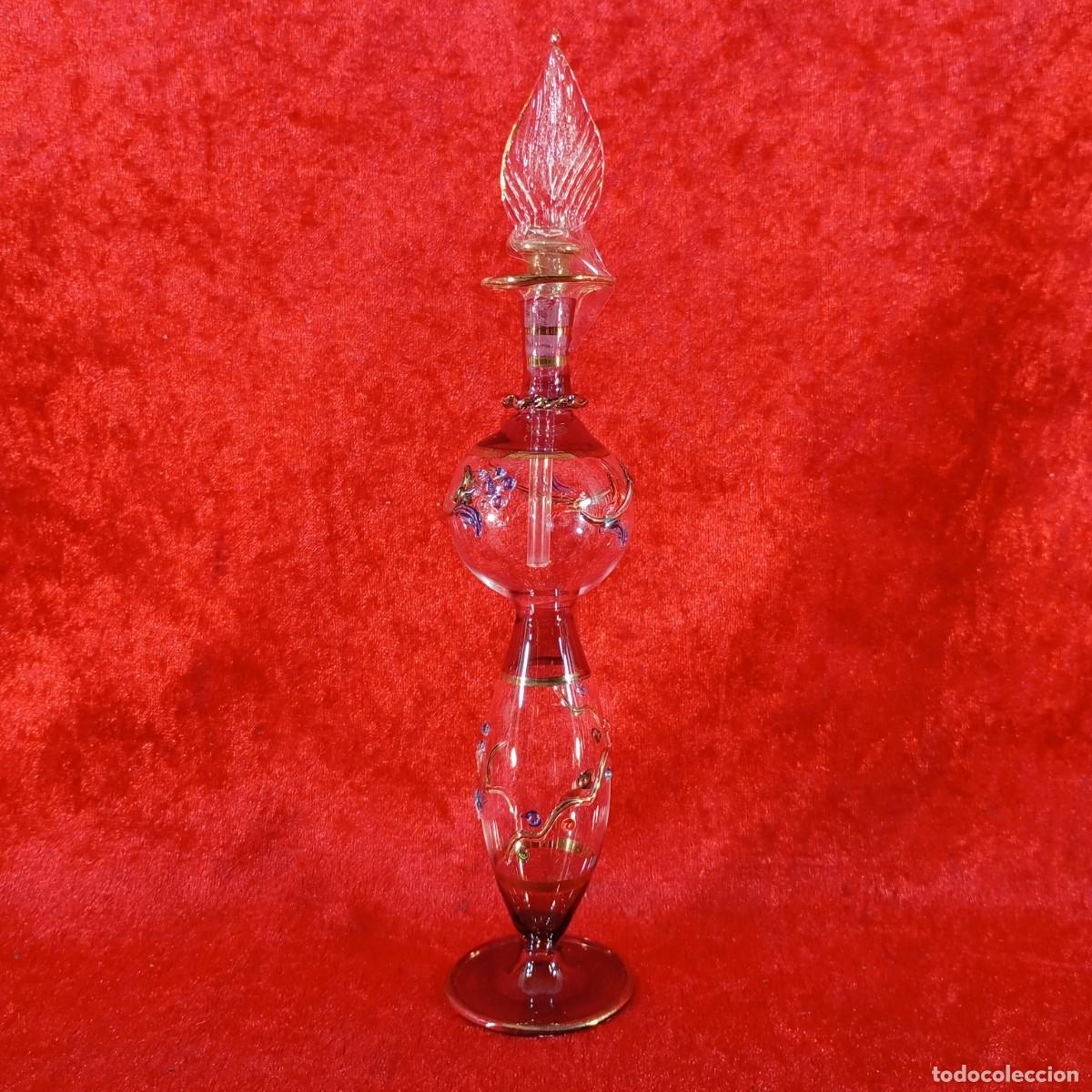 Vintage: FRASCO DE PERFUME DE CRISTAL - TALLADO Y PINTADO CON ORO - 21,5 CM