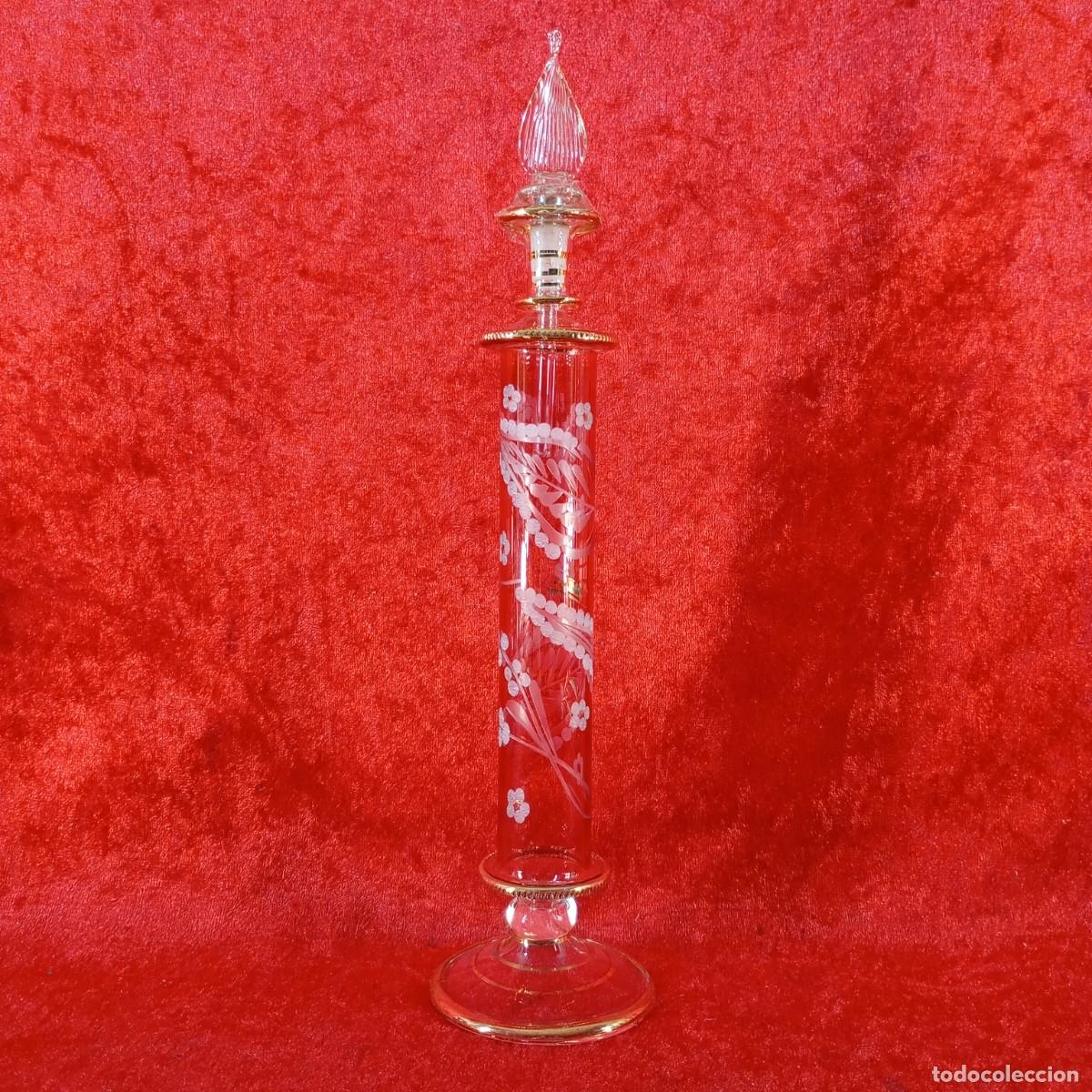 Vintage: FRASCO DE PERFUME DE CRISTAL - TALLADO Y PINTADO CON ORO - 26,5 CM