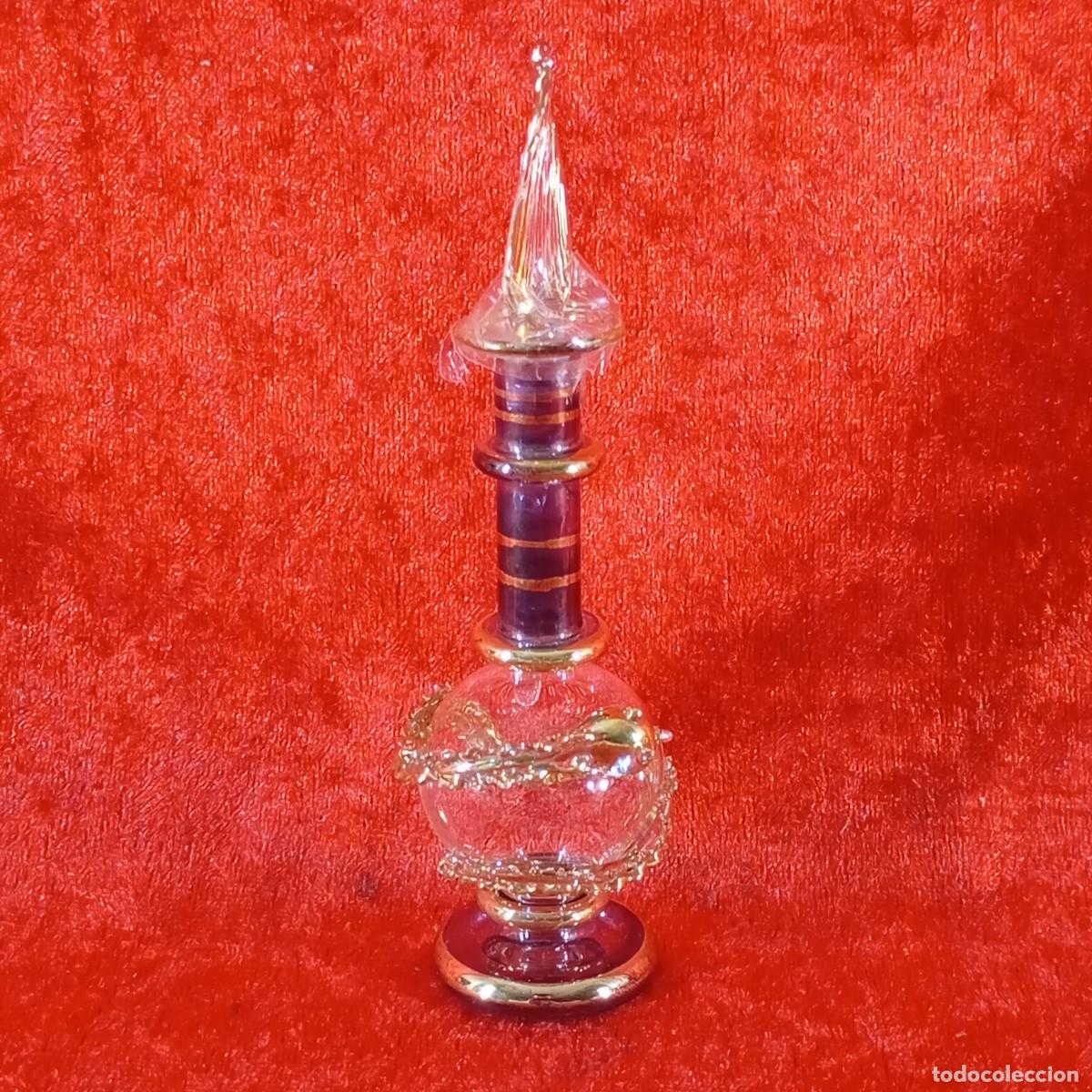 Vintage: FRASCO DE PERFUME DE CRISTAL - TALLADO Y PINTADO CON ORO - 11,5 CM