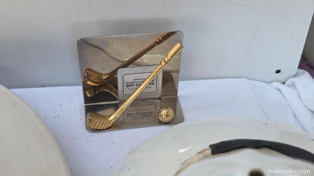 Vintage: figura de metal cromado de golf