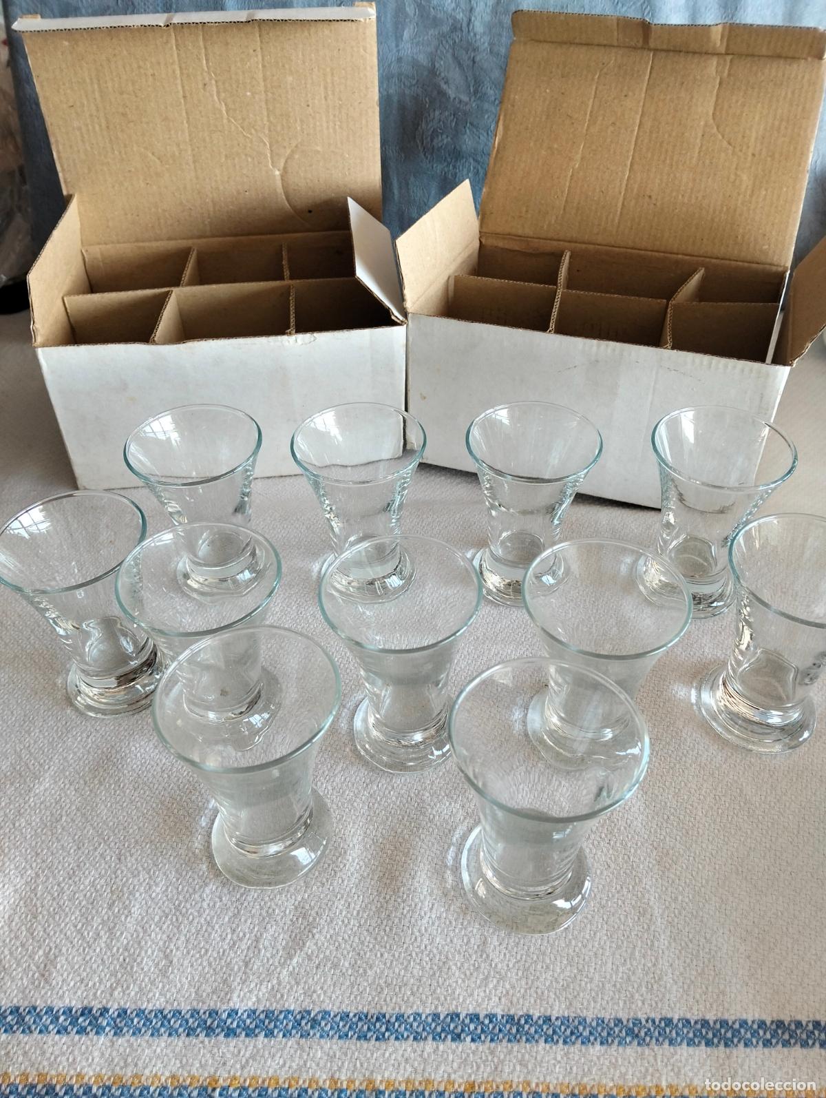Vintage: Lote 11 vasos peque&ntilde;os vasitos de chupito bajos de cristal transparente vintage estilo a&ntilde;os 70-80