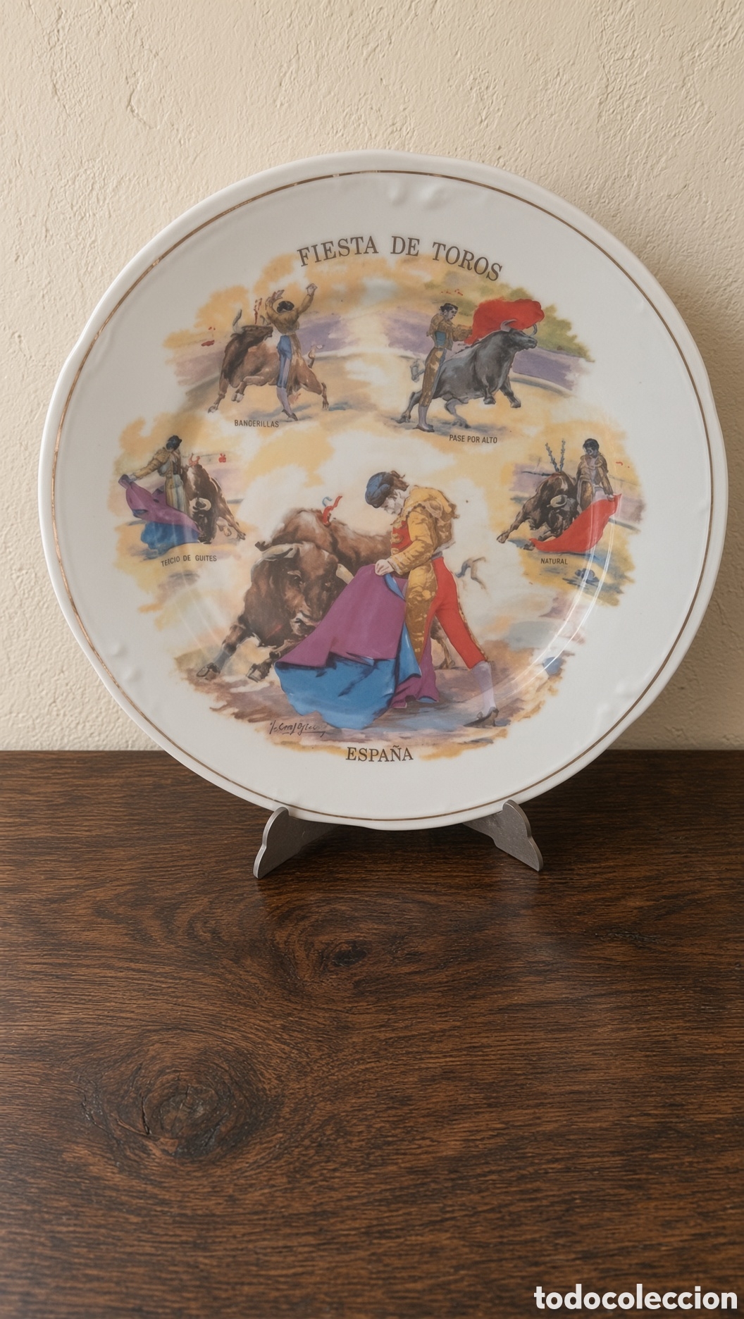 Vintage: Precioso plato decorativo con escena de Fiesta de Toros. - Dise&ntilde;o vintage de los a&ntilde;os 70-80