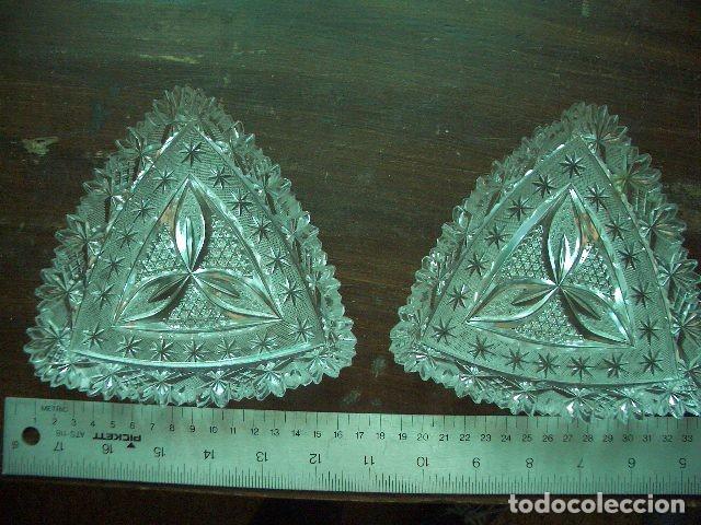 Vintage: Pareja de platos esquineros para bombones o aperitivos (Bonbon Dishes) en cristal tallado antig