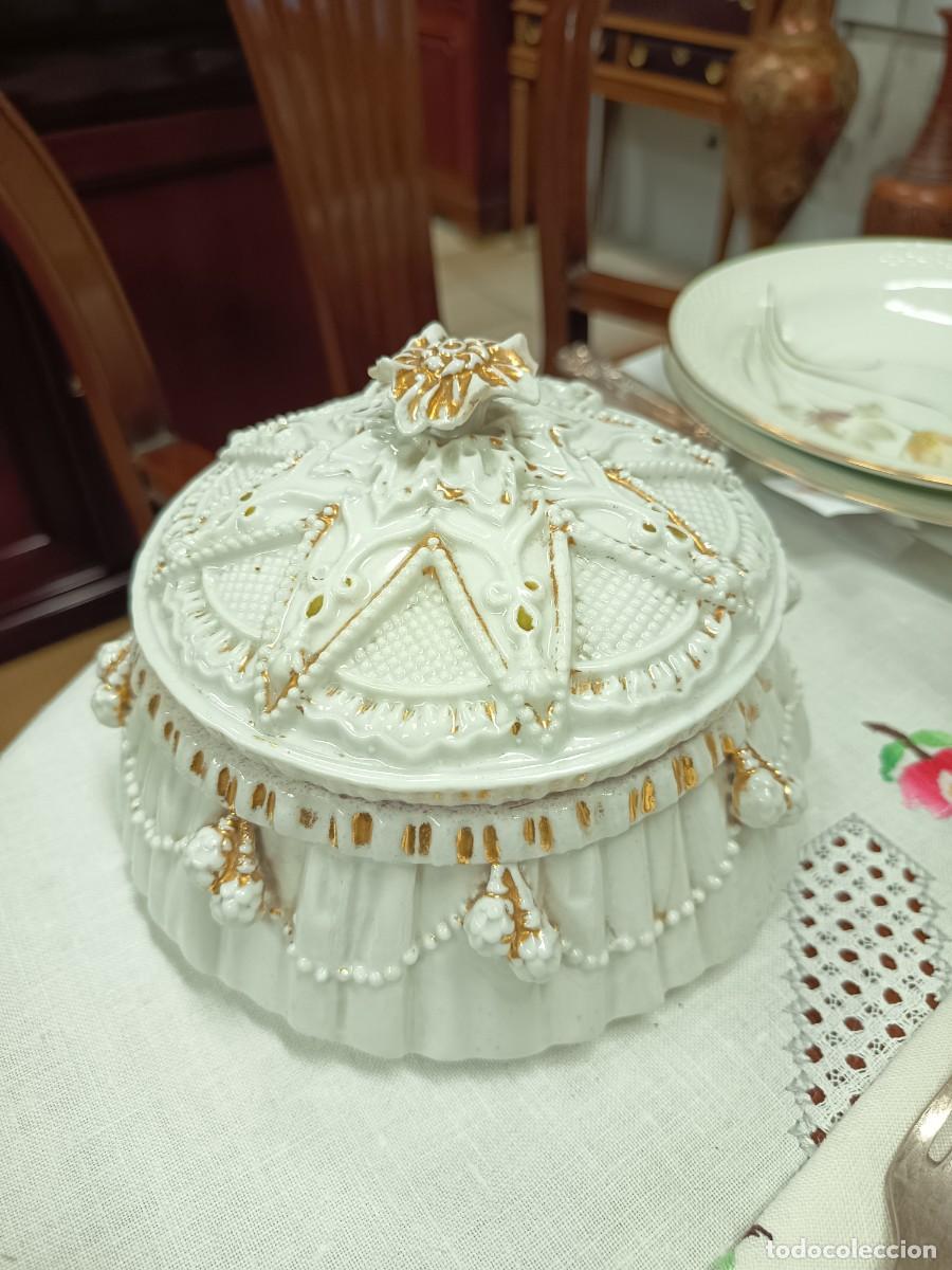 Vintage: Antiguo joyero de porcelana