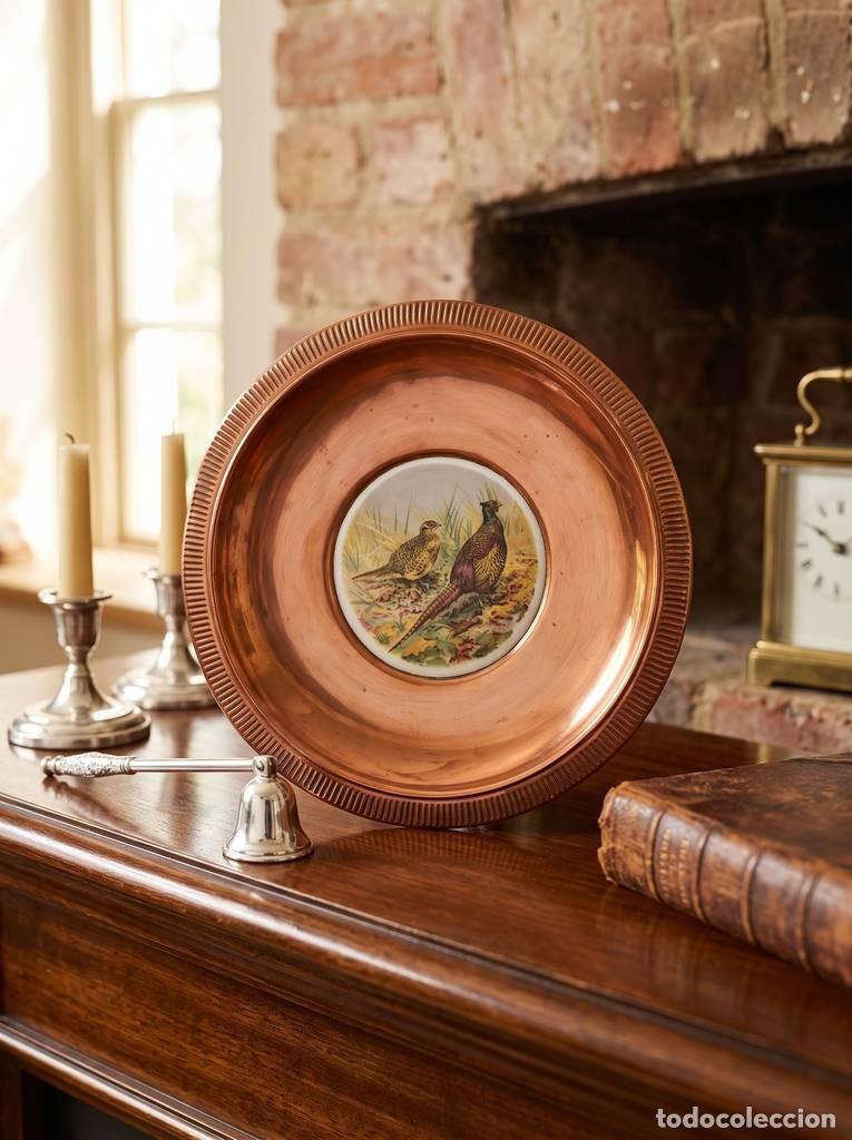 Vintage: PLATO DECORATIVO MET&Aacute;LICO