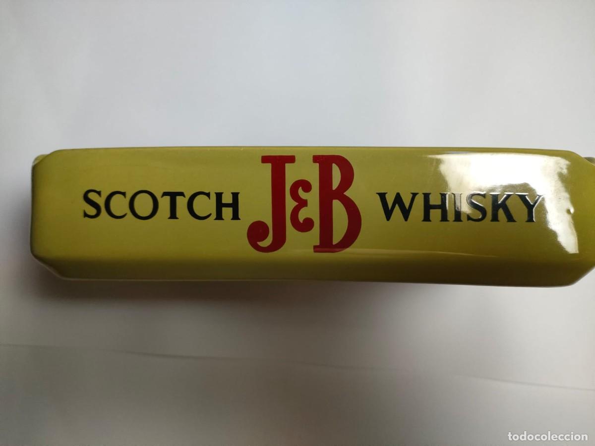 Vintage: Cenicero Vintage J&B Scotch Whisky &ndash; Cer&aacute;mica de Colecci&oacute;n (A&ntilde;os 70/80)