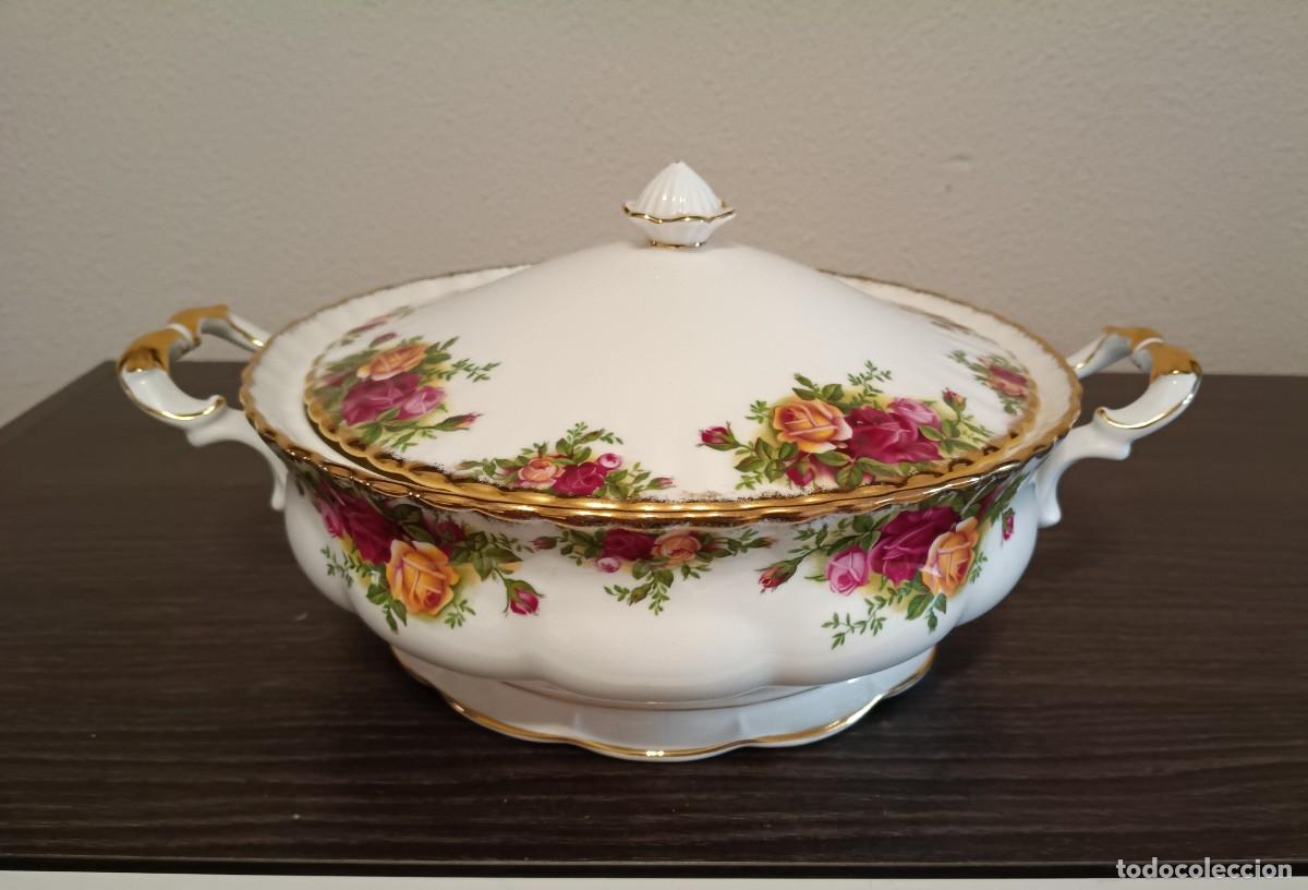 Vintage: PRECIOSA SOPERA CON TAPA DE PORCELANA FINA DE ROYAL ALBERT,PATRON OLD COUNTRY ROSES,VINTAGE