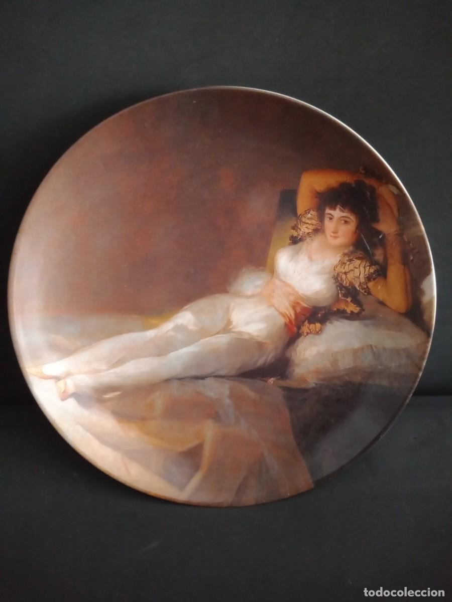 Vintage: PLATO DE PORCELANA LA MAJA VESTIDA GOYA 20.5 CM