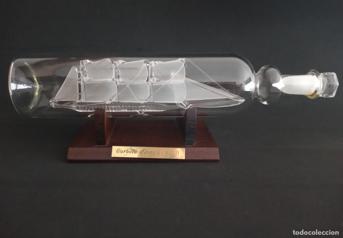 Vintage: BARCO EN BOTELLA CORBETA FINES CRISTAL 28CM