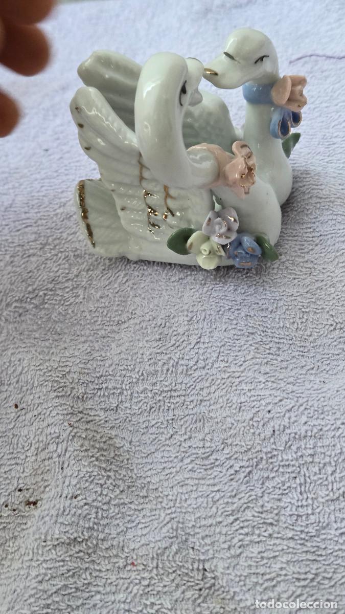 Vintage: figura de porcelana cisnes