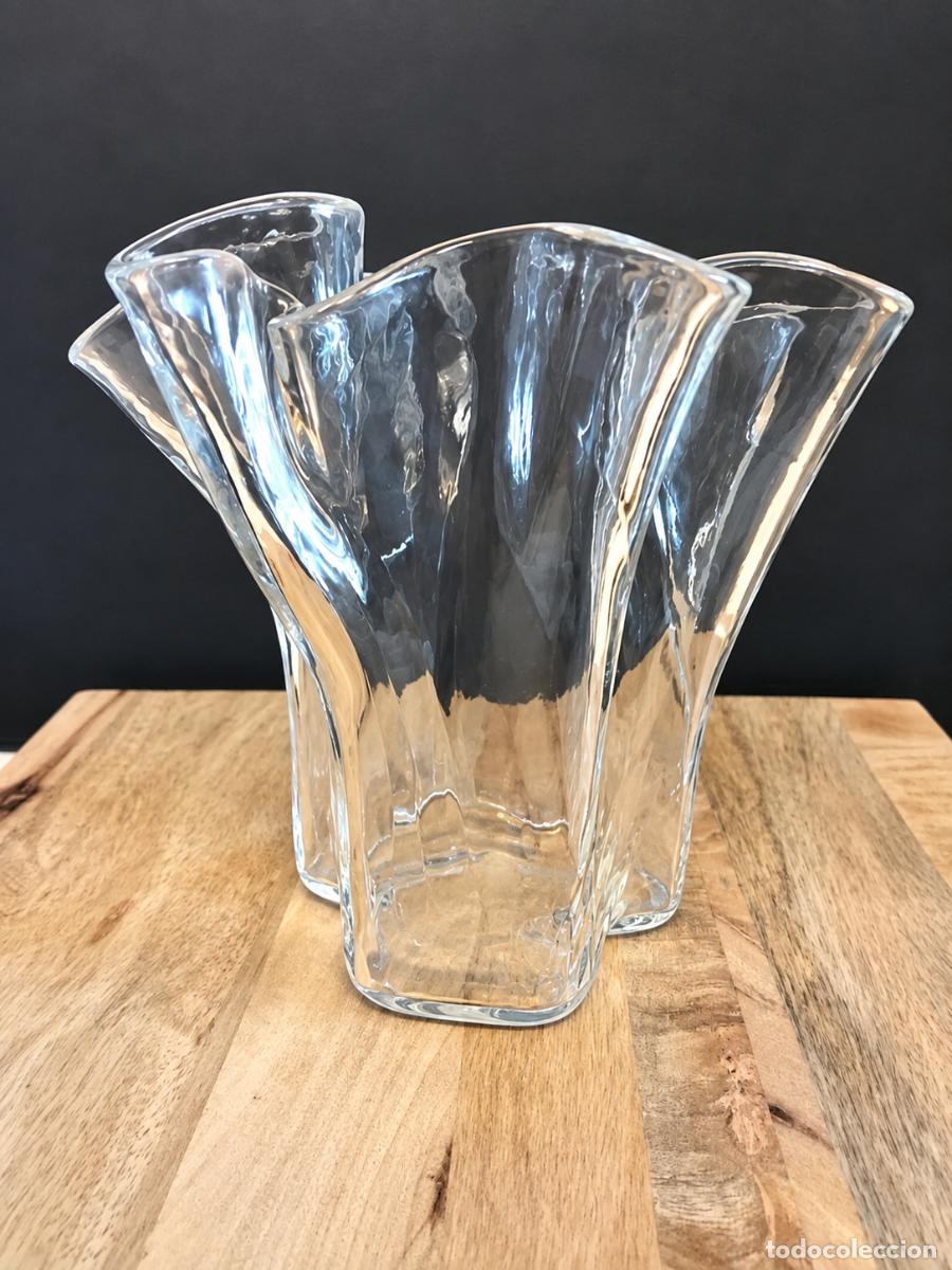 Vintage: Jarron de cristal finlandes modernista Eva Ruffled Handkerchief