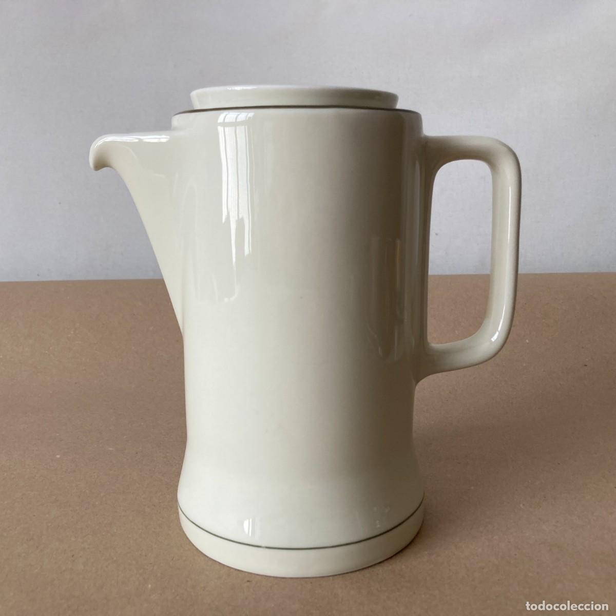 Vintage: CAFETERA PORCELANA COLOR CREMA FILO VERDE, BIDASOA B-80, 75 CL.