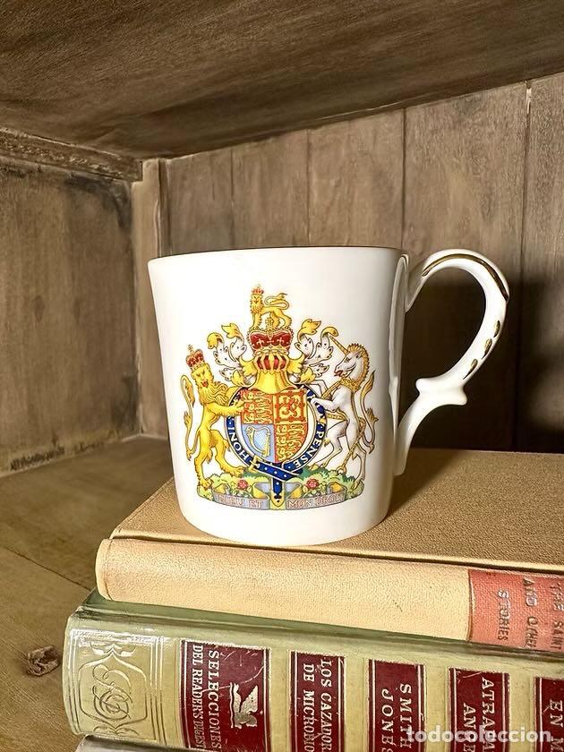 Vintage: Taza vintage Silver Jubilee &ndash; Queen Elizabeth II, Aynsley