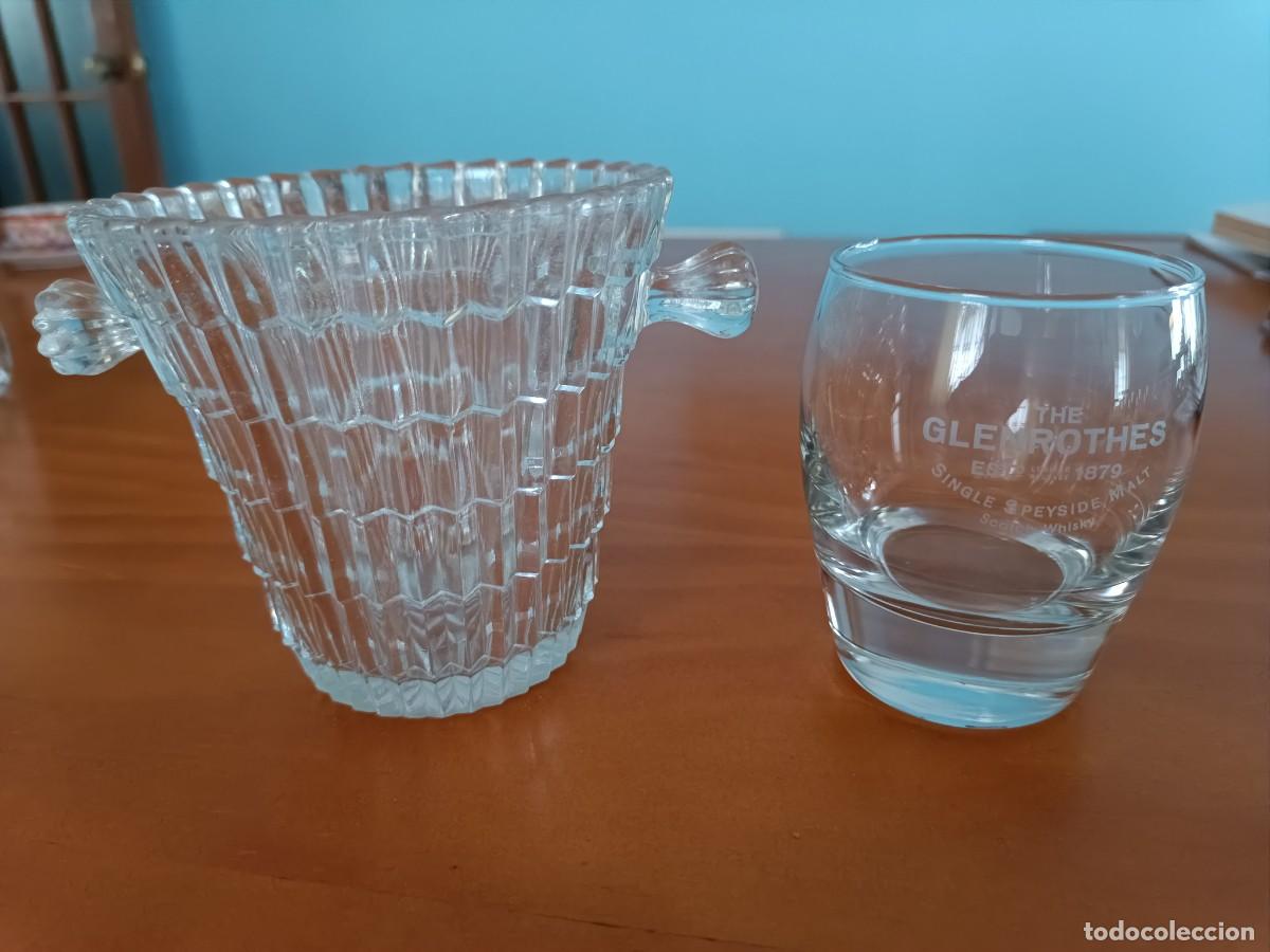 Vintage: LOTE DE ANTIGUA CUBITERA VINTAGE DE CRISTAL TALLADO Y VASO DE WHISKY GLENROTHES