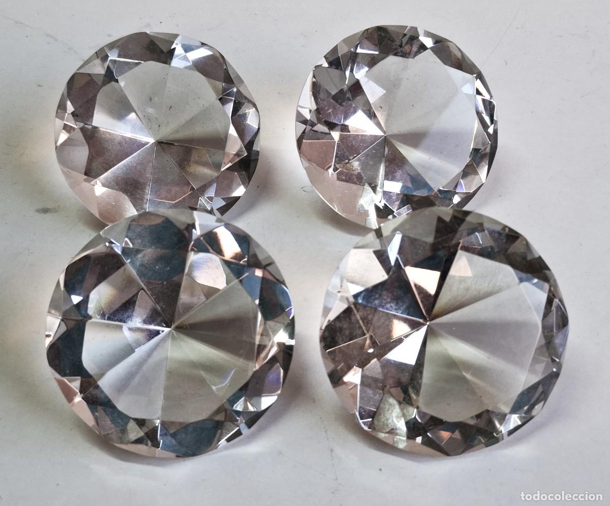 Vintage: 4 FIGURAS DE DIAMANTES DE CRISTAL VIDRIO DECORATIVOS - 8.5.CM DIAMETRO X 4.5.CM ALTO CADA UNO