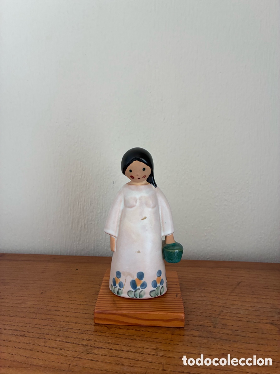 Vintage: Figura decorativa de cer&aacute;mica vintage
