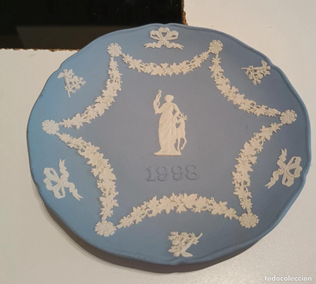 Vintage: BONITO PLATO DE CER&Aacute;MICA AZUL WEDGWOOD JASPERWARE,VINTAGE DE 1998,HECHO EN INGLATERRA