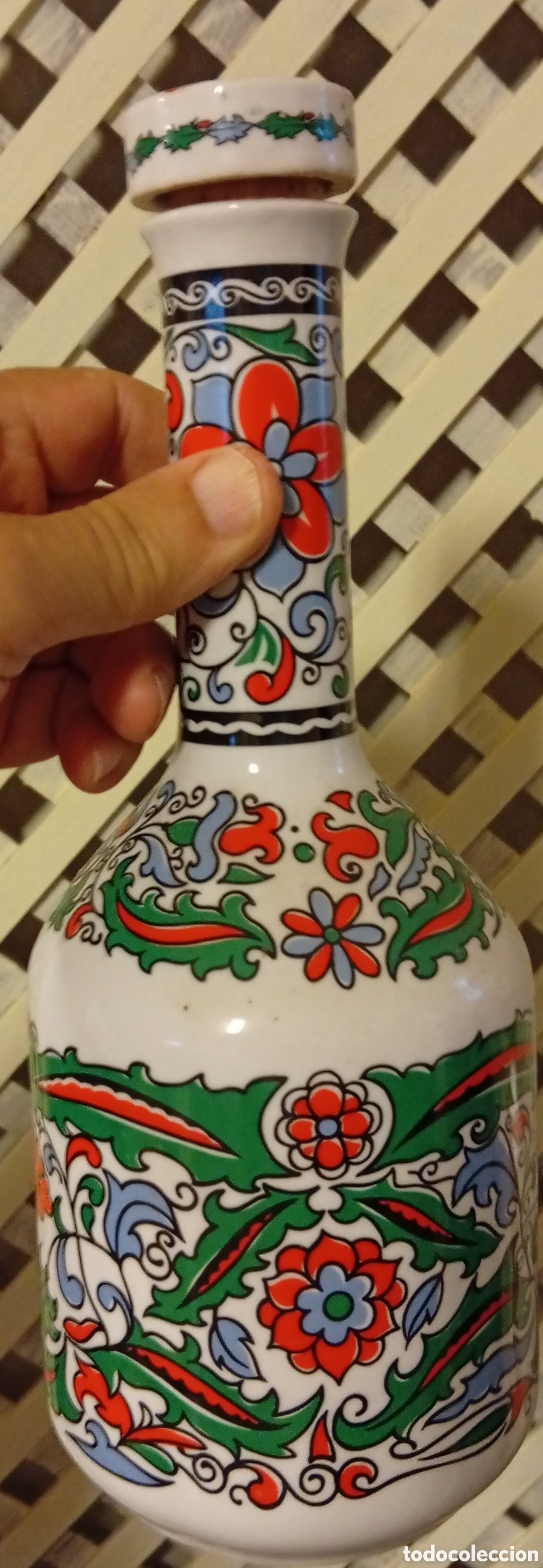 Vintage: Preciosa botella vintage vac&iacute;a de colecci&oacute;n de cer&aacute;mica