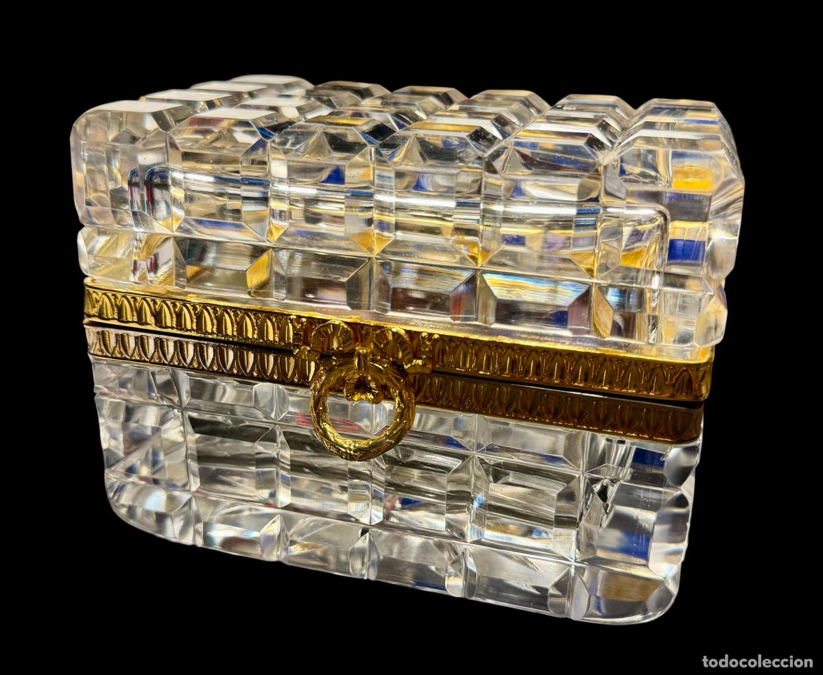 Vintage: Cofre o peque&ntilde;o joyero de cristal de plomo facetado